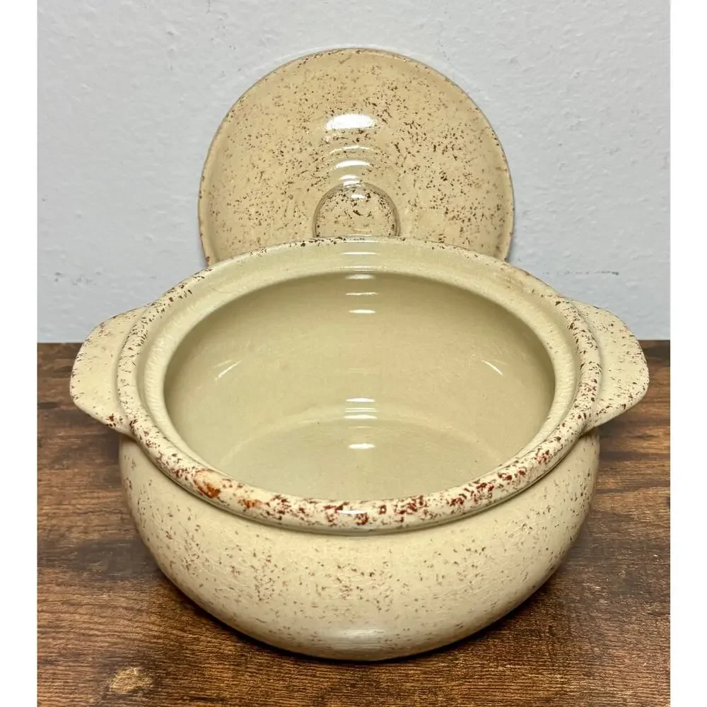 Vtg Monmouth Pottery Bean Pot Casserole Brown Speckled Stoneware Maple Leaf 2 Qt